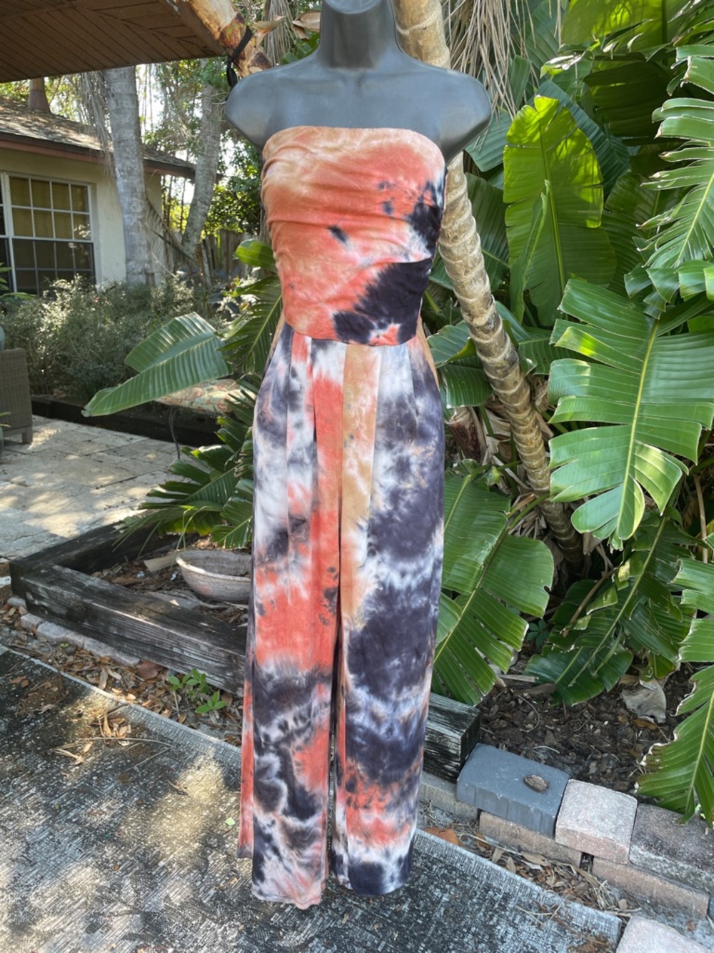 heart and hips strapless tie-dye jumpsuit